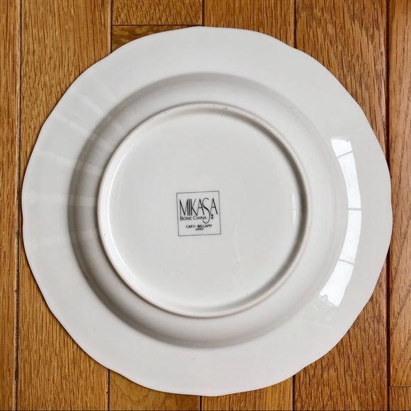 New MIKASA Bellamy Large Rim Soup Bowl Bone China - Picture 11 of 16
